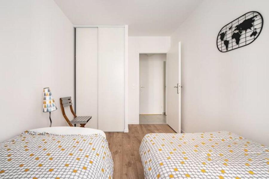 Home-Like Apartment Near Disneyland Шеси Экстерьер фото